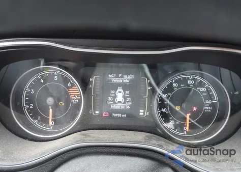 2019 Jeep Cherokee Latitude 4X4 из США, поврежденный, VIN 1C4PJMCB2KD330332